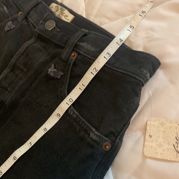 Free People || Makai Distressed Cut Off High Rise Side Slit Shorts || Black - Picture 8 of 8